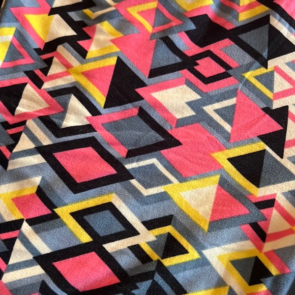 Lularoe Tall and Curvy Leggings Used - Picture 4 of 4